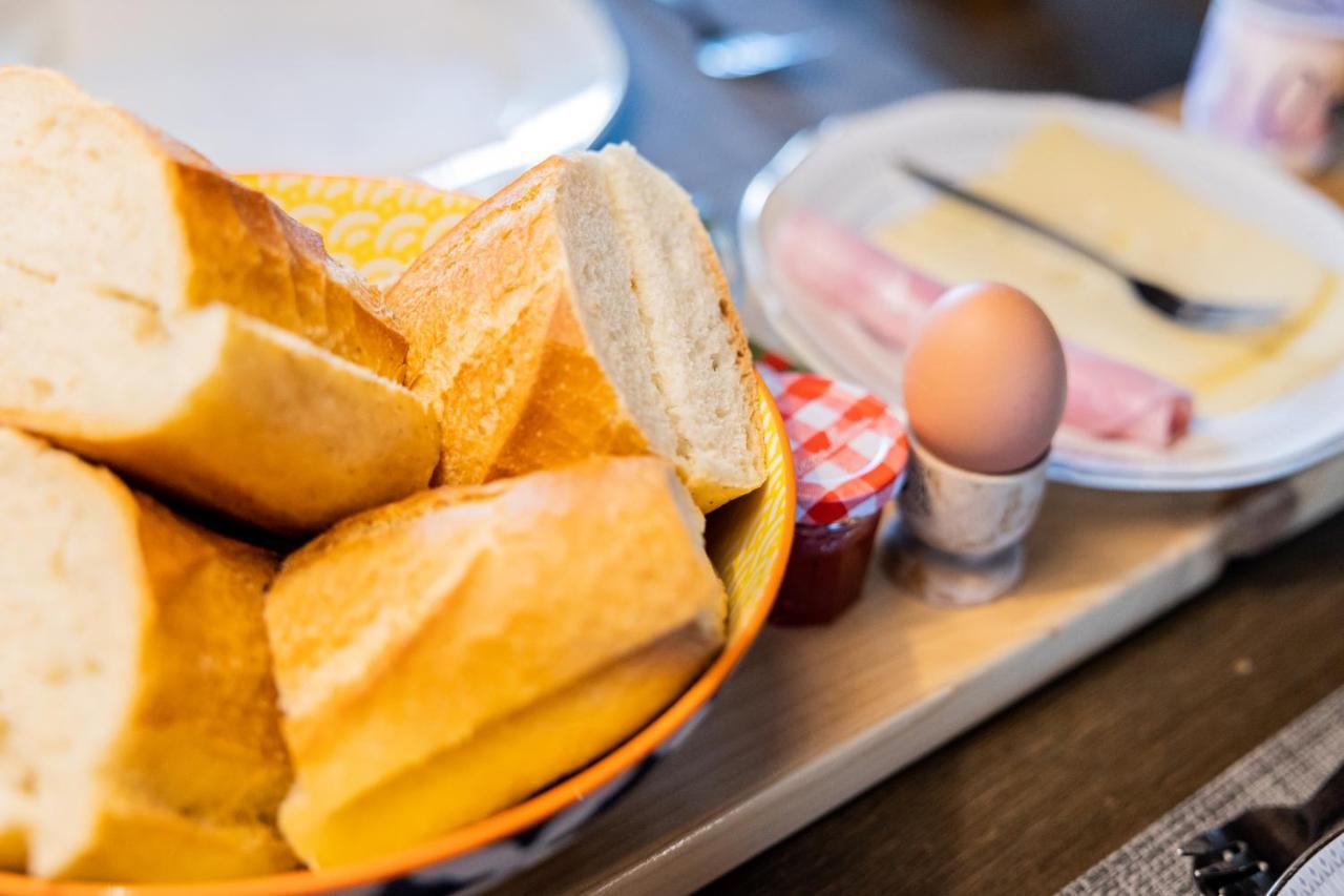 Chambres D'Hotes Maison Les Galettes Rezay ภายนอก รูปภาพ